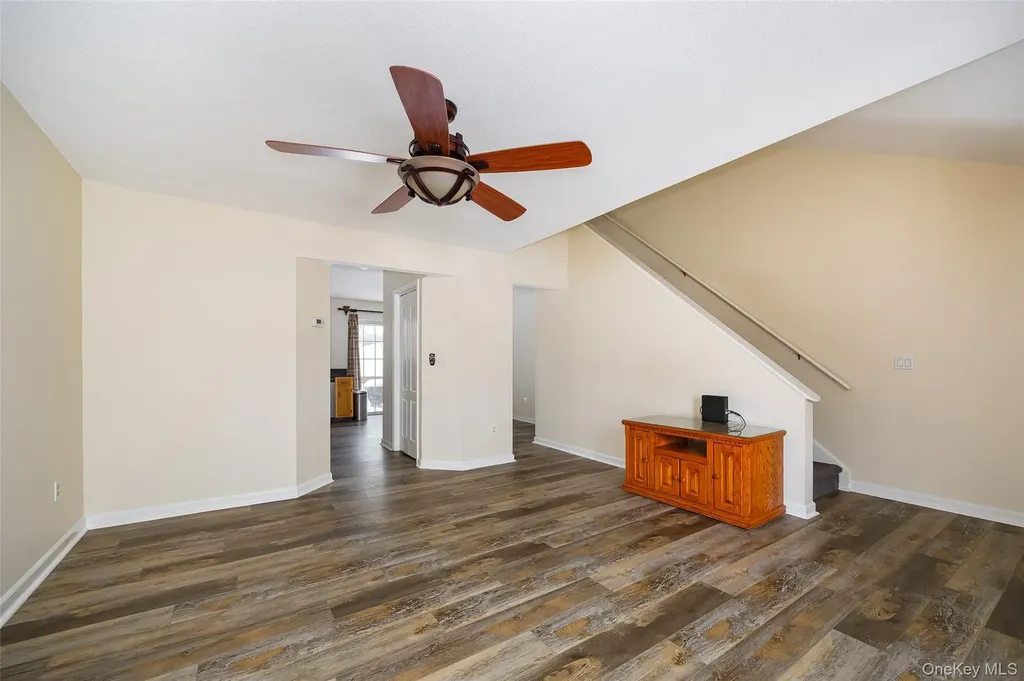 124 Elmcrest Drive Fishkill NY 12524