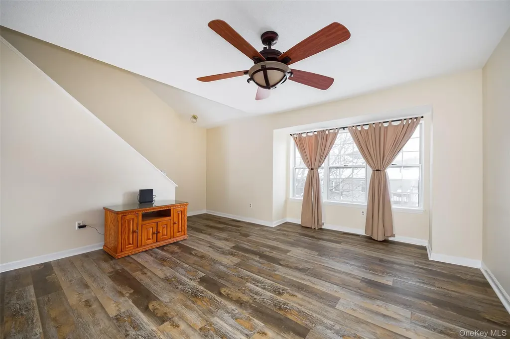 124 Elmcrest Drive Fishkill NY 12524