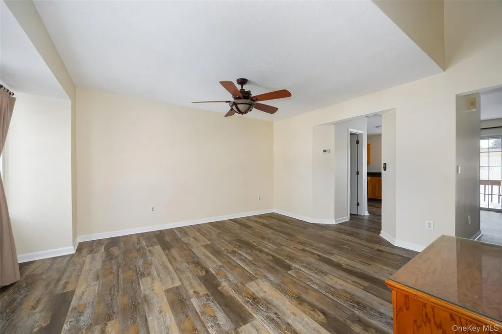 124 Elmcrest Drive Fishkill NY 12524