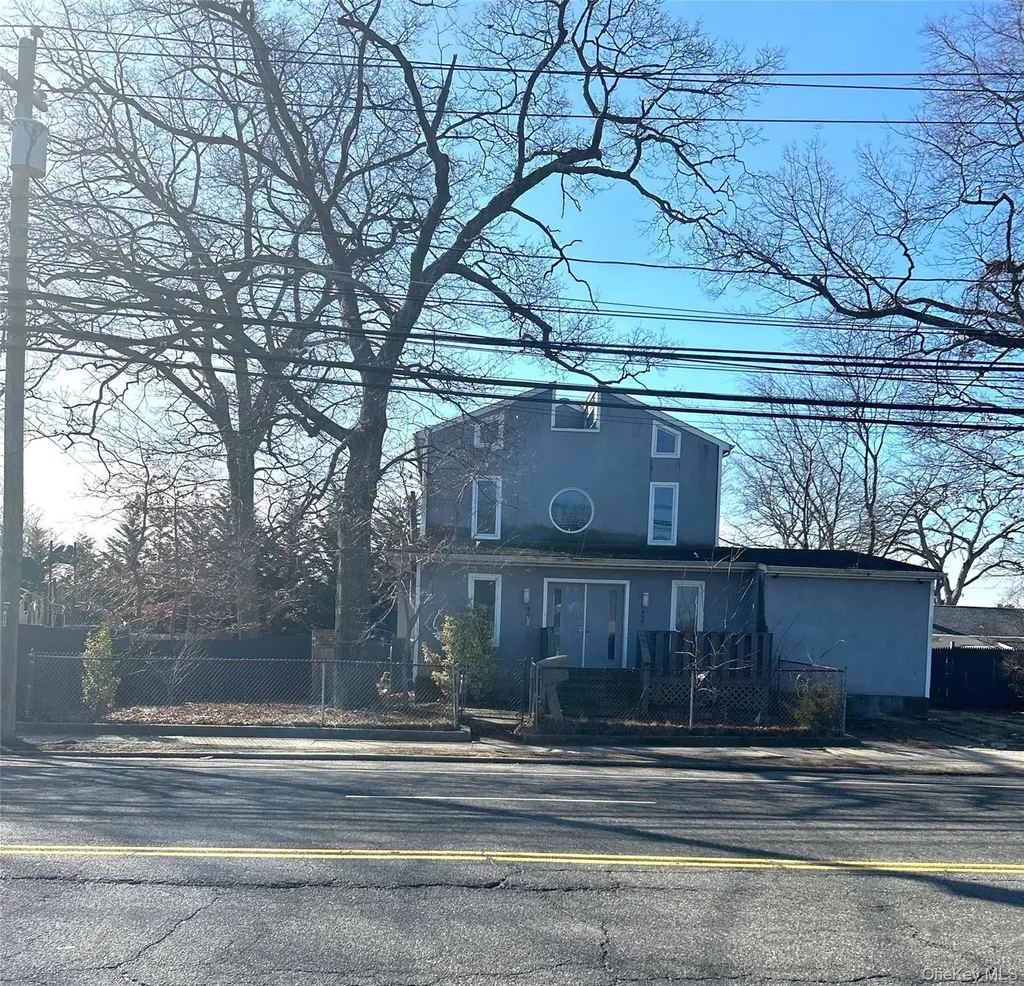 90 Jerusalem Avenue Massapequa NY 11758