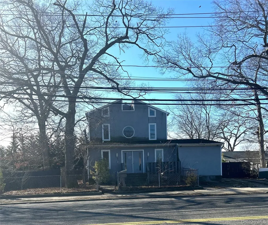 90 Jerusalem Avenue Massapequa NY 11758