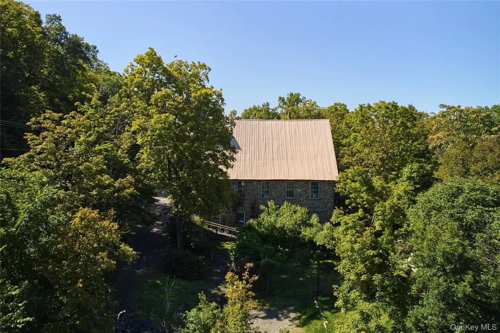1883 213 Route Ulster Park NY 12471