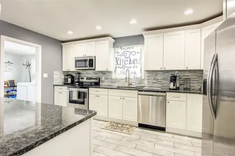 1031 Jefferson Street Baldwin NY 11510