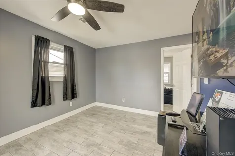 1031 Jefferson Street Baldwin NY 11510