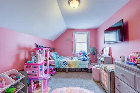 1031 Jefferson Street Baldwin NY 11510