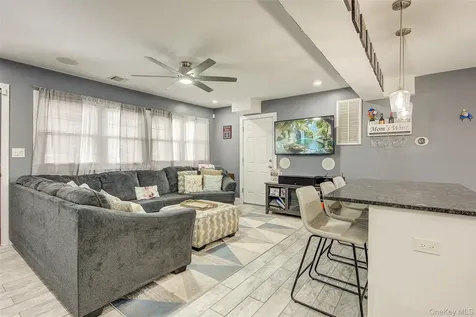 1031 Jefferson Street Baldwin NY 11510