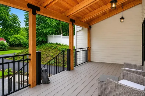 5 Tryon Circle Cortlandt Manor NY 10567