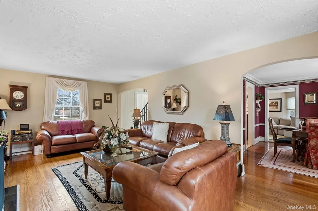 4 Lancaster Avenue Baldwin NY 11510
