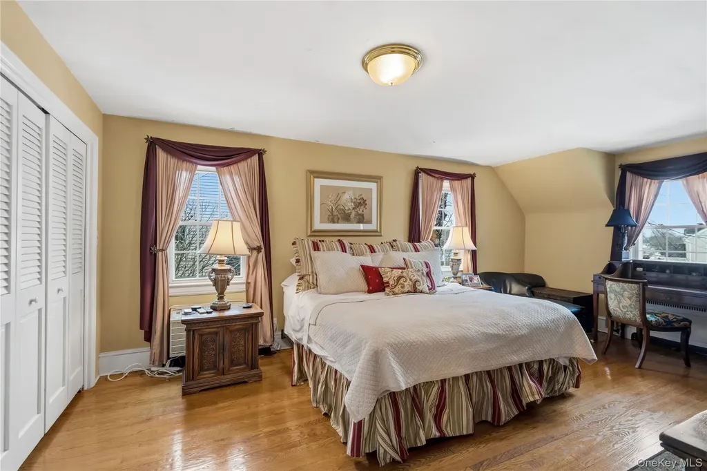 4 Lancaster Avenue Baldwin NY 11510