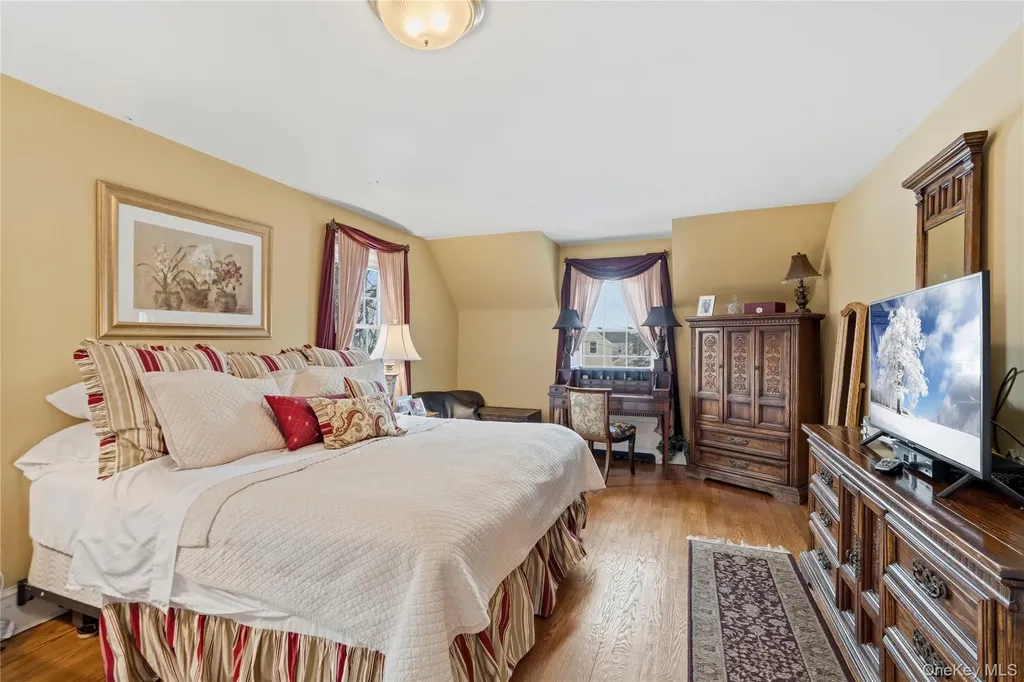 4 Lancaster Avenue Baldwin NY 11510
