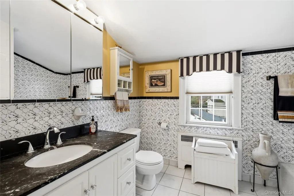 4 Lancaster Avenue Baldwin NY 11510