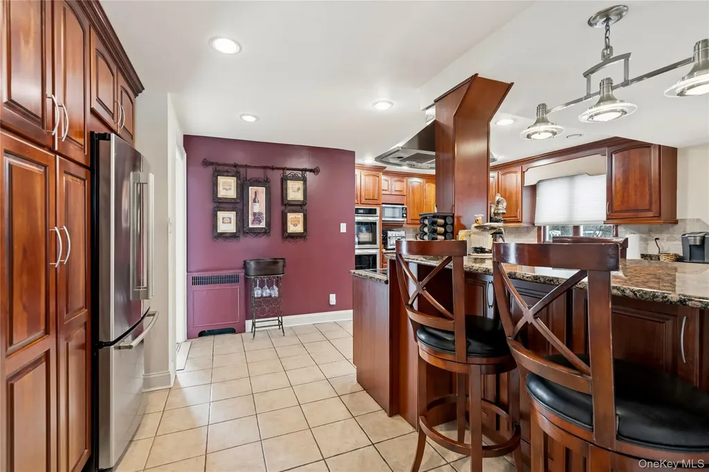 4 Lancaster Avenue Baldwin NY 11510