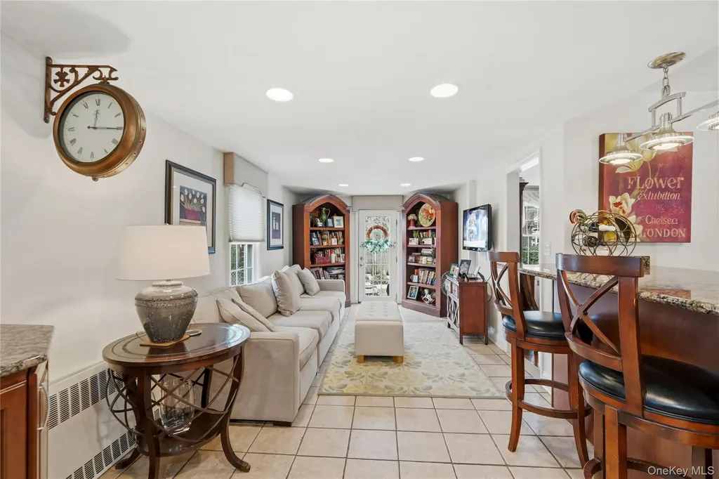 4 Lancaster Avenue Baldwin NY 11510