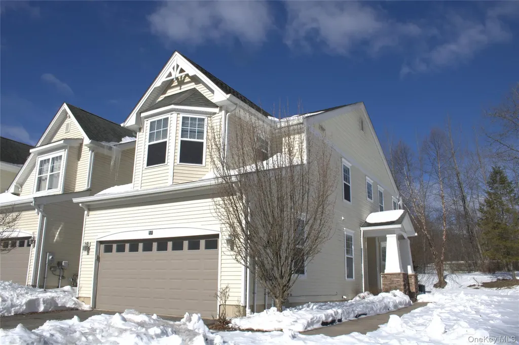 53 Cornwall Lane Middletown NY 10940