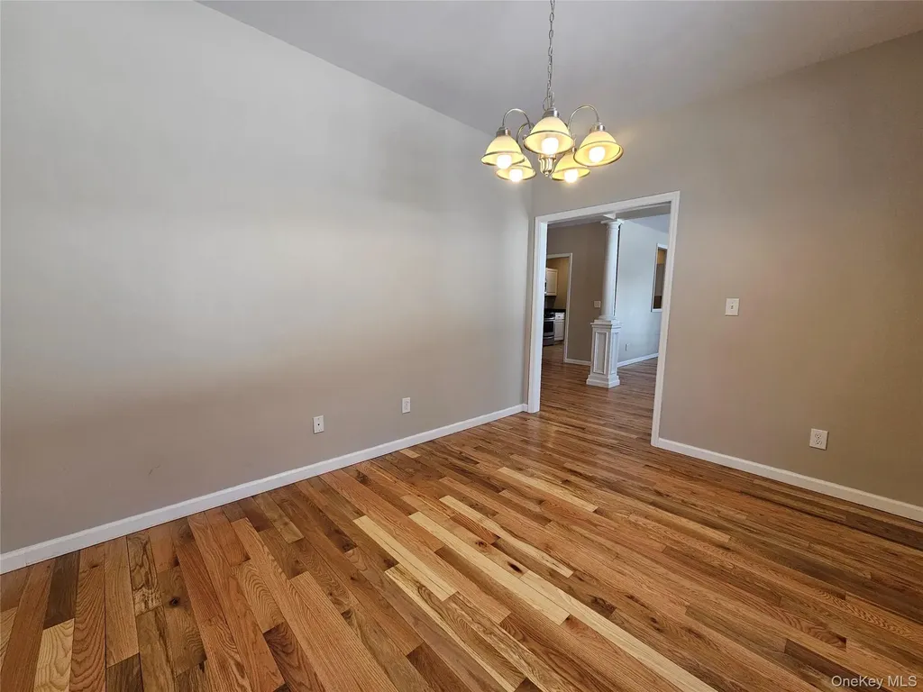 53 Cornwall Lane Middletown NY 10940
