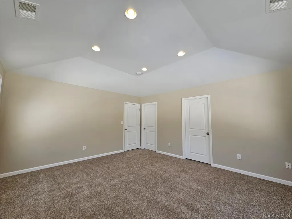 53 Cornwall Lane Middletown NY 10940