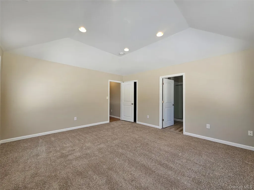 53 Cornwall Lane Middletown NY 10940