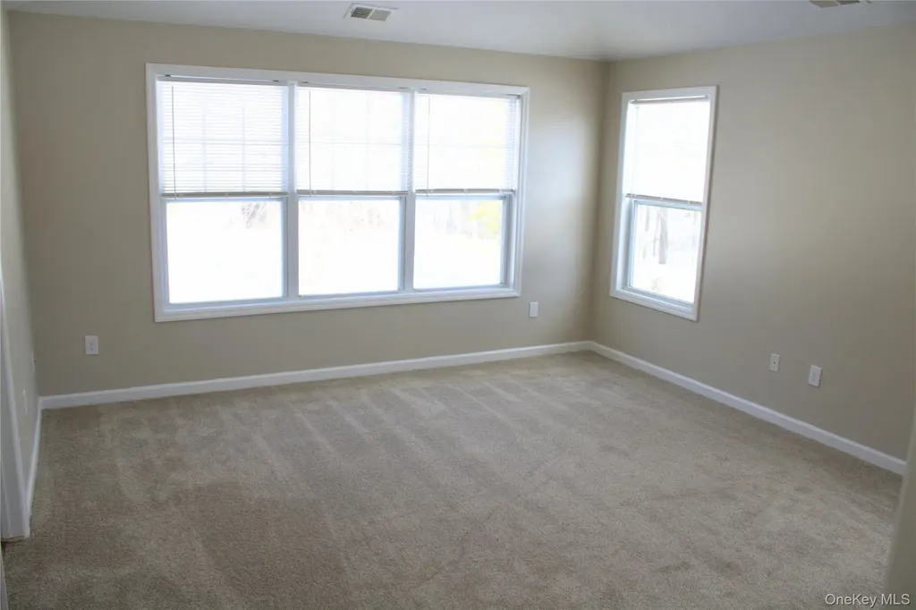 53 Cornwall Lane Middletown NY 10940