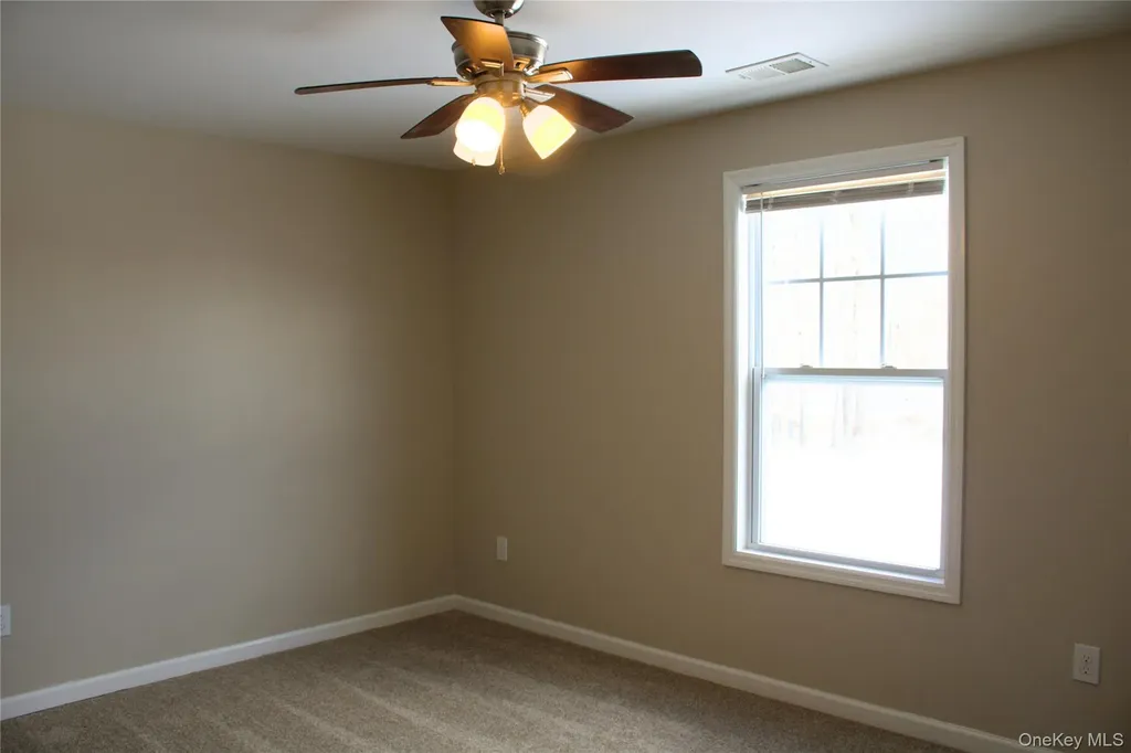 53 Cornwall Lane Middletown NY 10940