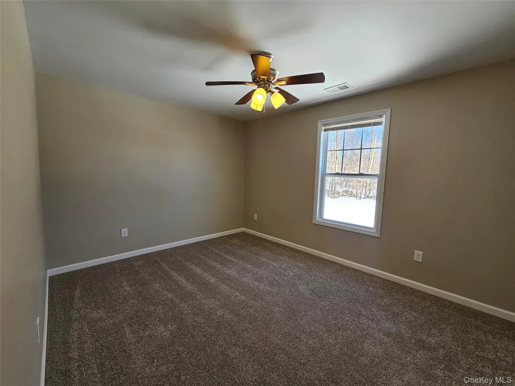 53 Cornwall Lane Middletown NY 10940