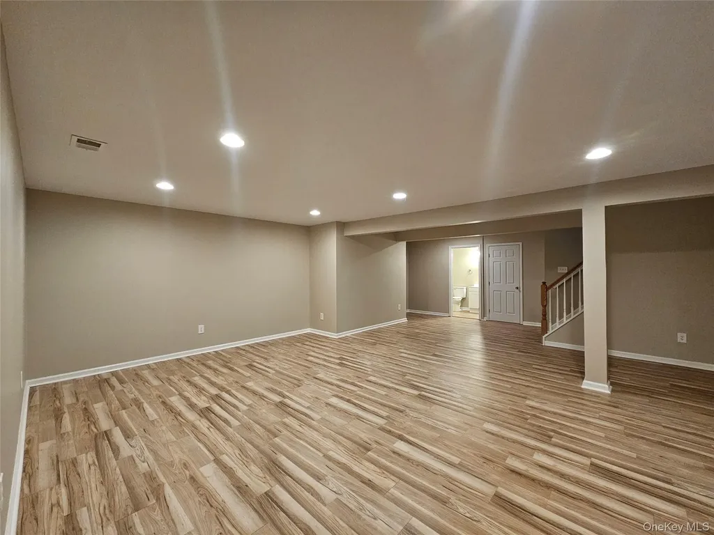 53 Cornwall Lane Middletown NY 10940