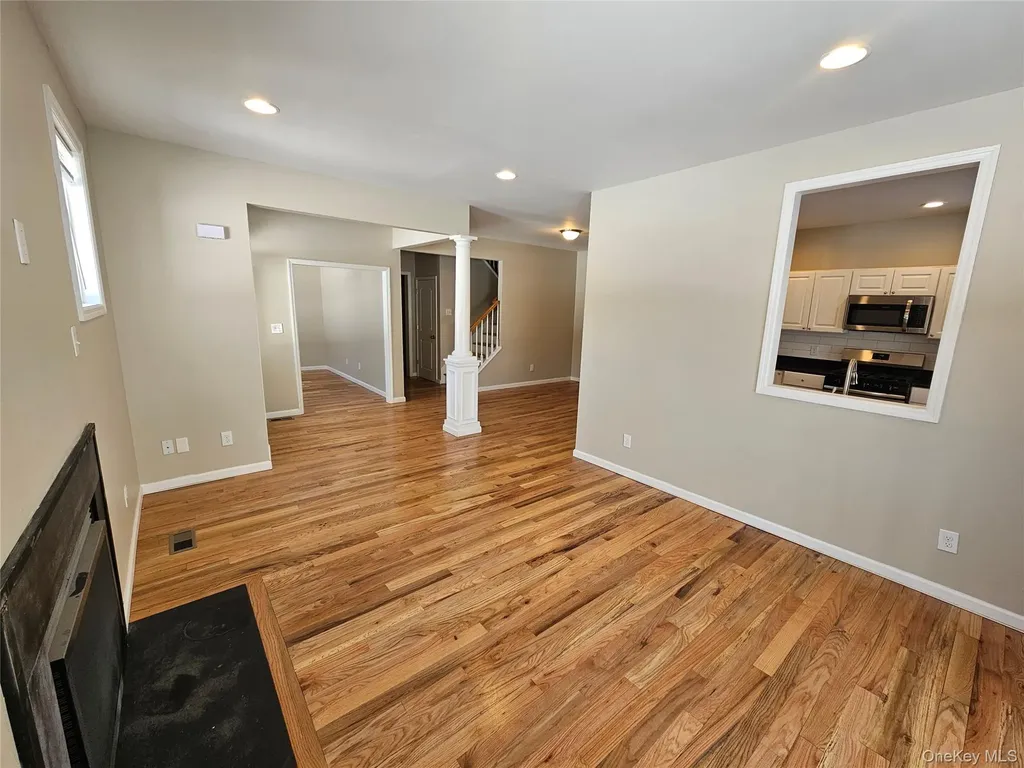 53 Cornwall Lane Middletown NY 10940