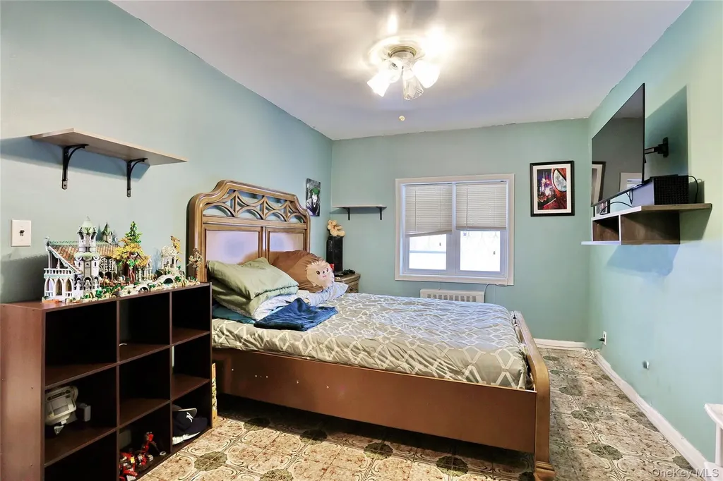 815 Quincy Avenue Bronx NY 10465