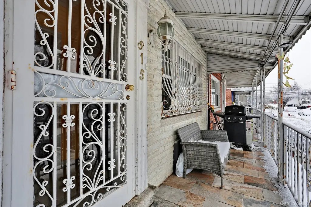 815 Quincy Avenue Bronx NY 10465