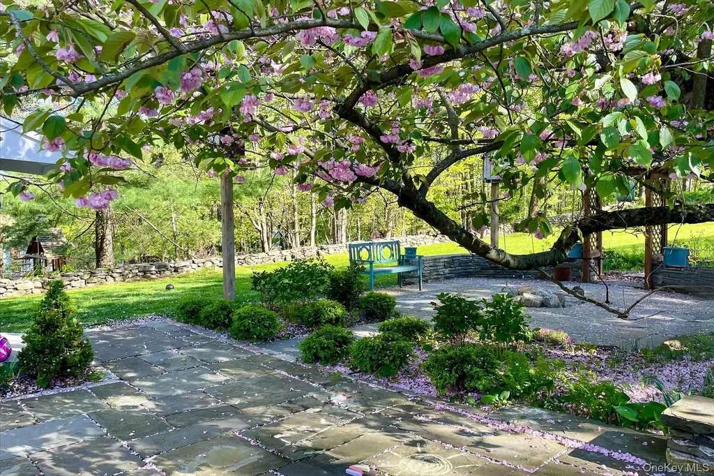 28 Barnes Road Ossining NY 10562