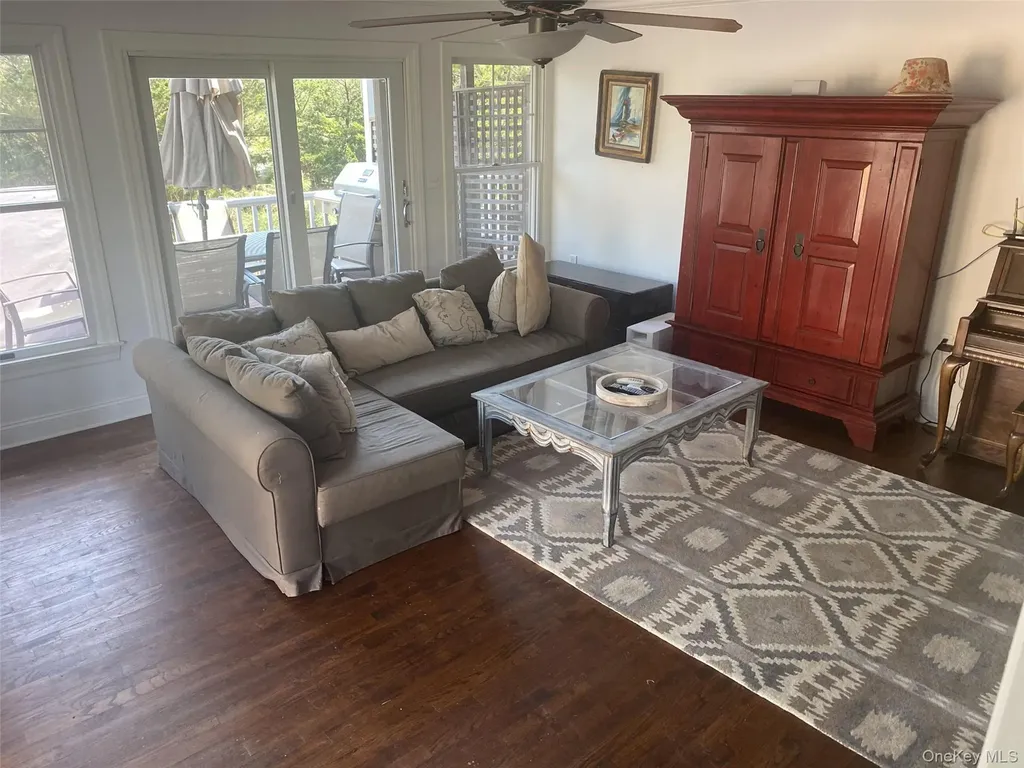 300 Lewis Walk Cherry Grove NY 11782