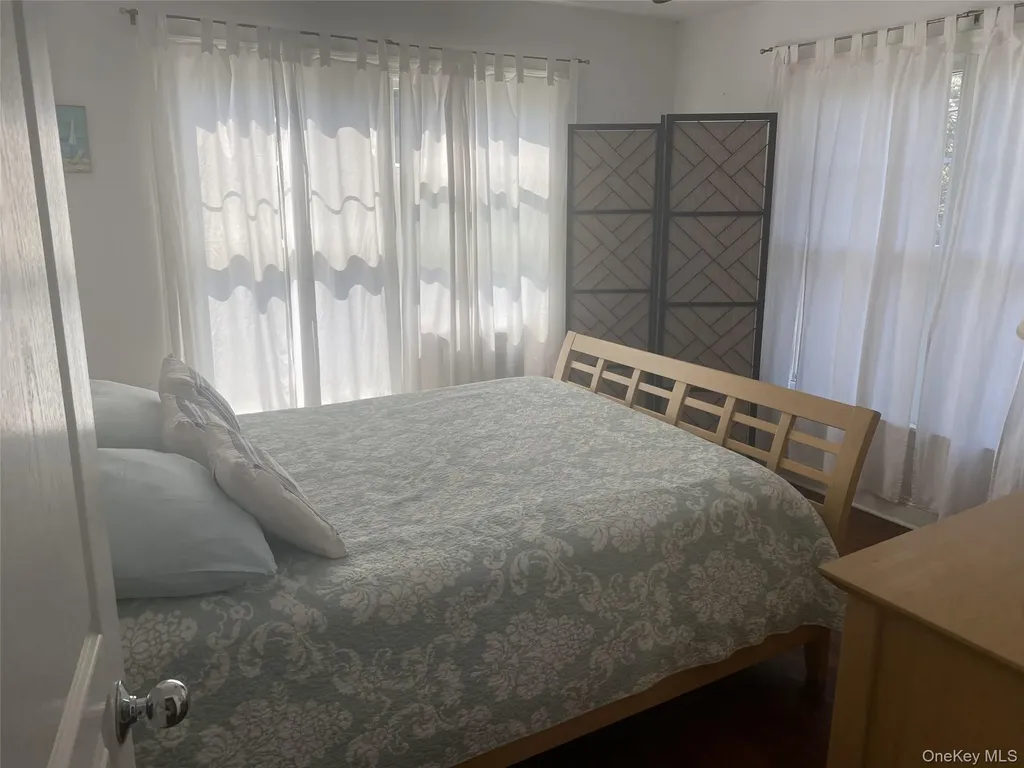 300 Lewis Walk Cherry Grove NY 11782