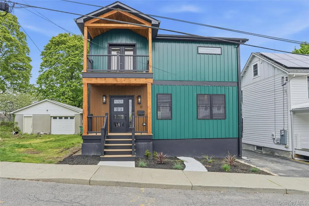 19 North Street Beacon NY 12508