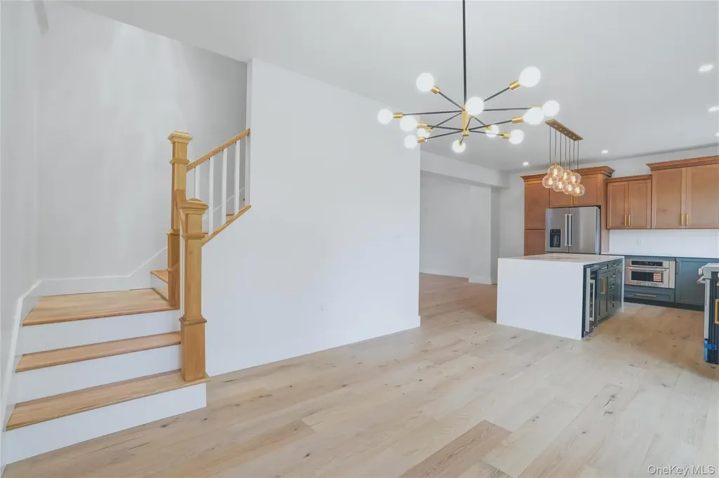 19 North Street Beacon NY 12508