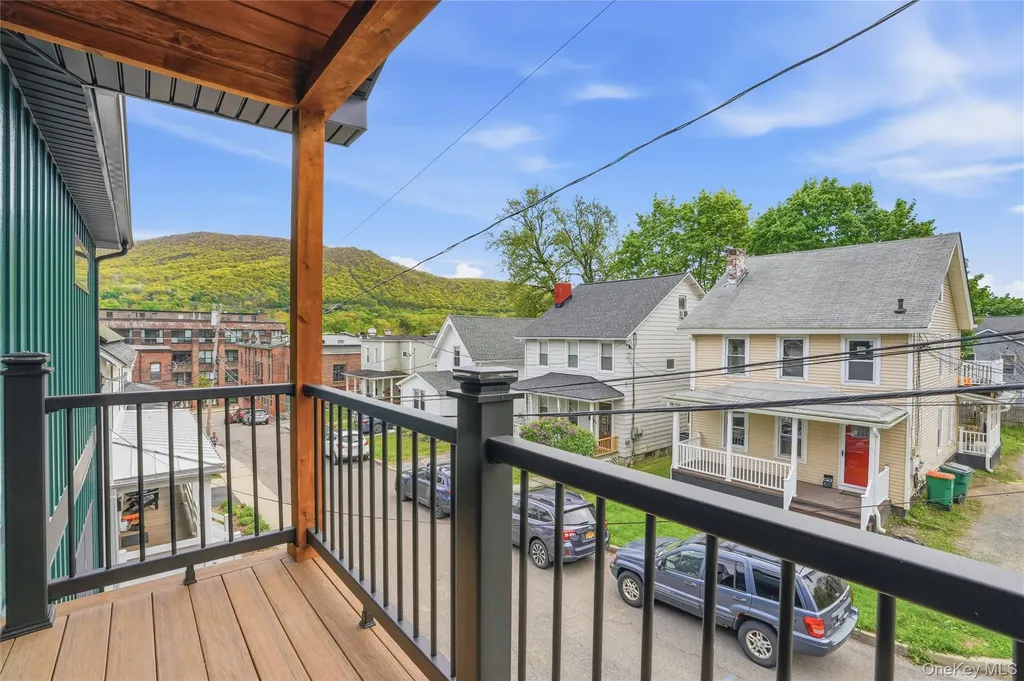 19 North Street Beacon NY 12508