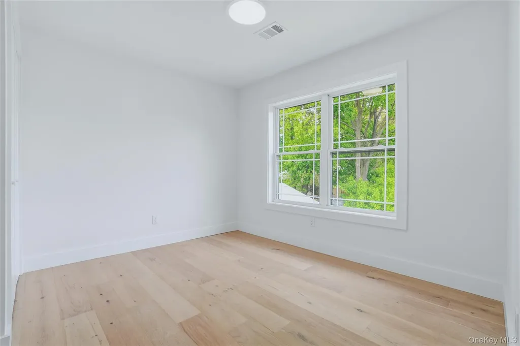 19 North Street Beacon NY 12508