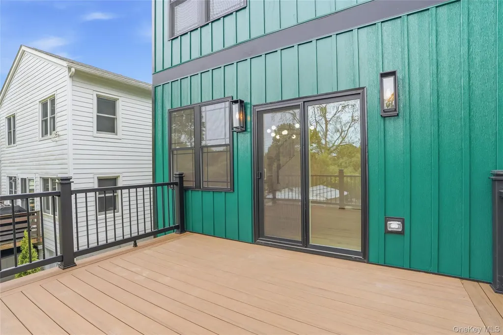 19 North Street Beacon NY 12508