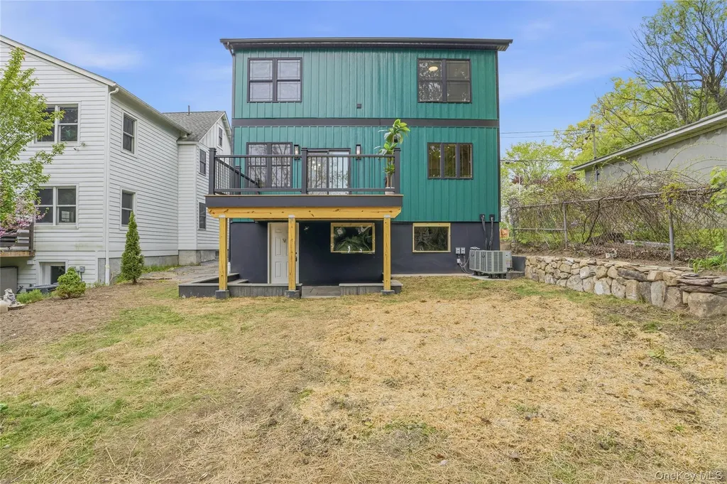 19 North Street Beacon NY 12508
