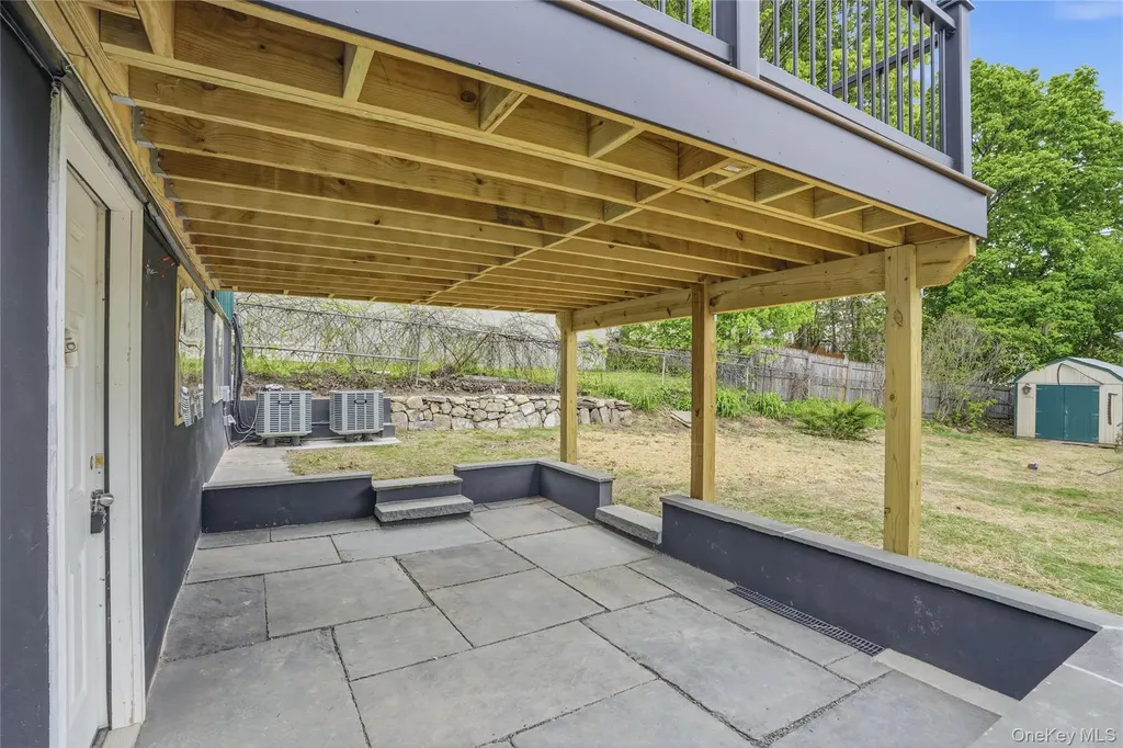 19 North Street Beacon NY 12508