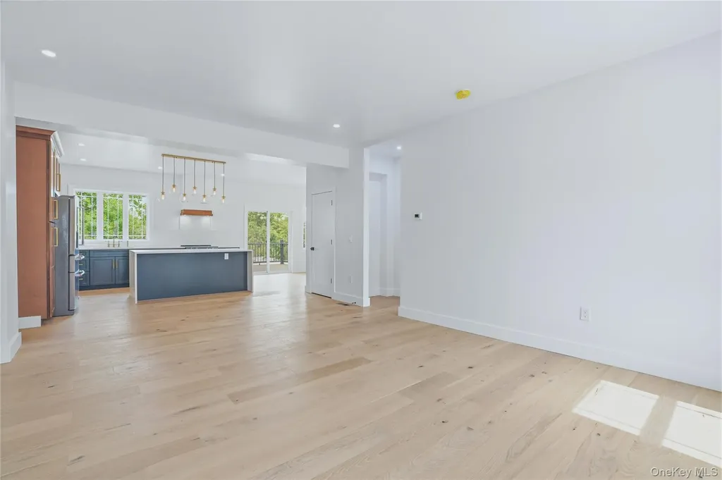 19 North Street Beacon NY 12508