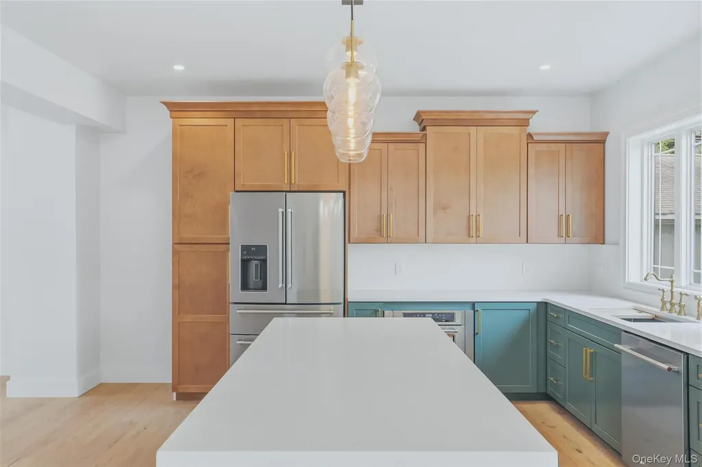 19 North Street Beacon NY 12508
