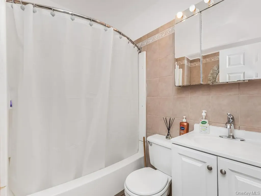 526 E 139th Street Bronx NY 10454