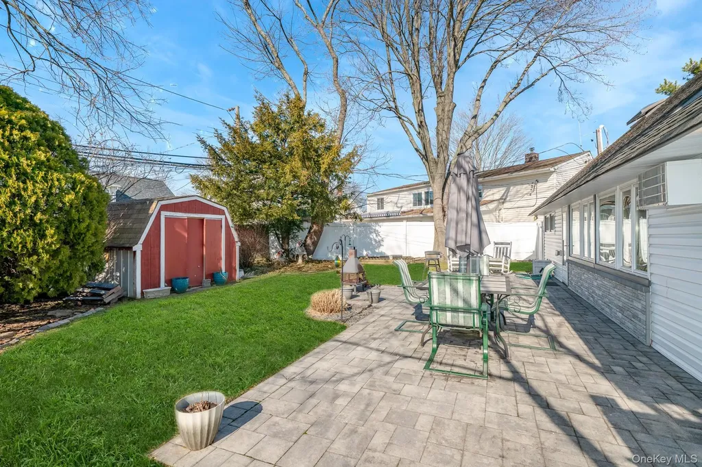 44 Disc Lane Wantagh NY 11793