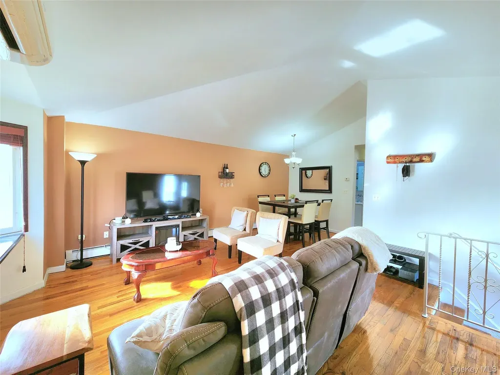 93-05 91st Avenue Woodhaven NY 11421