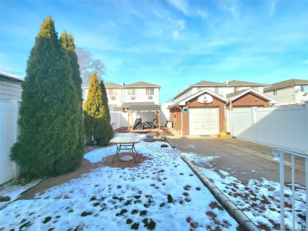 93-05 91st Avenue Woodhaven NY 11421