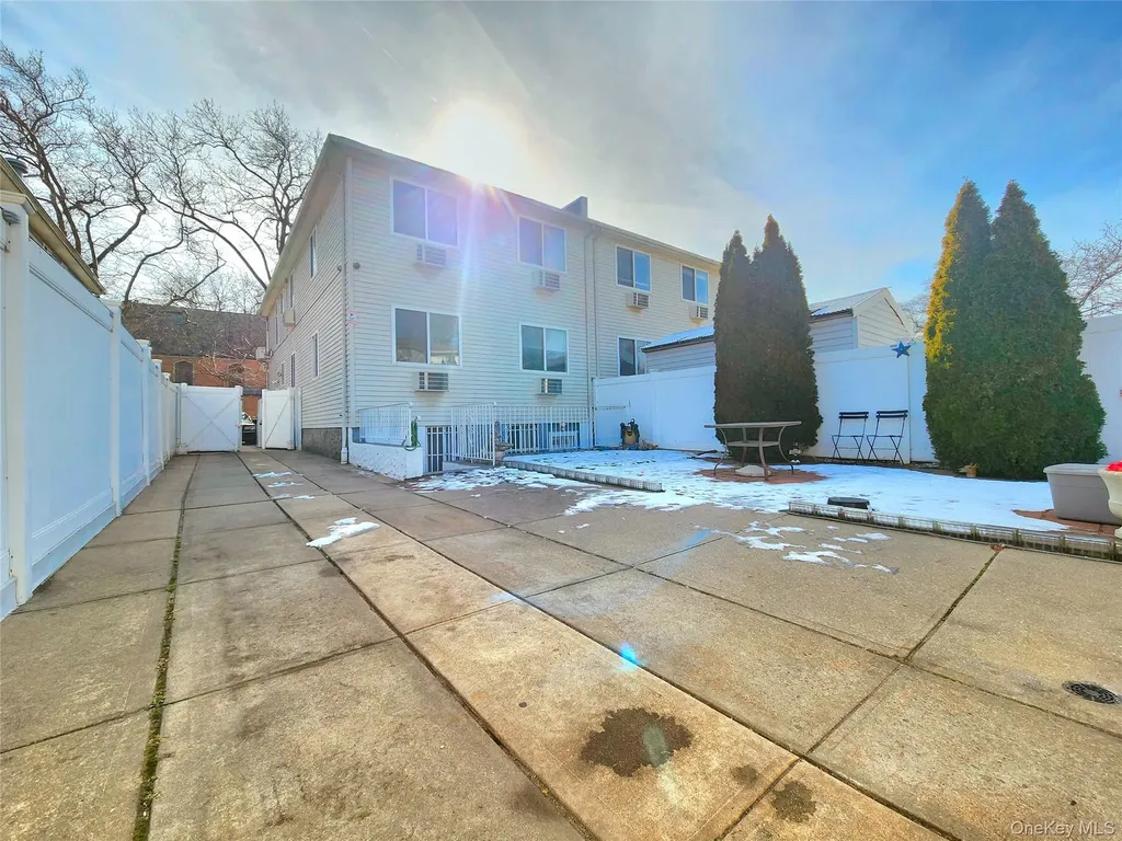 93-05 91st Avenue Woodhaven NY 11421