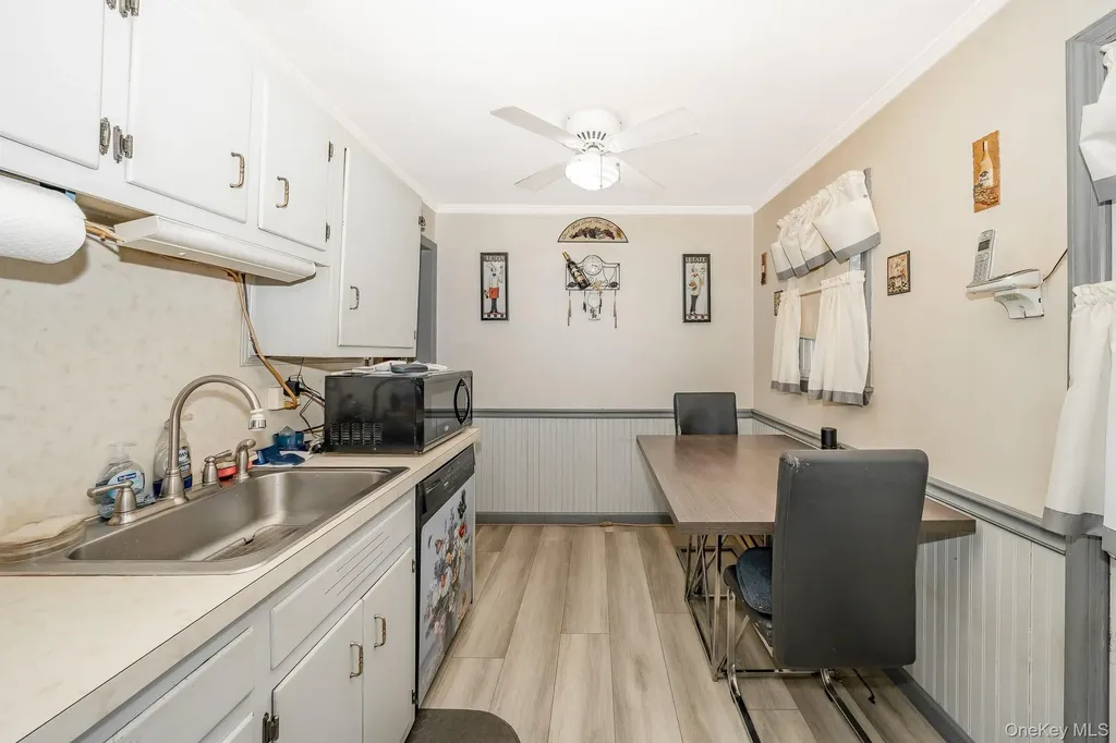 3683 Hawk Road Levittown NY 11756