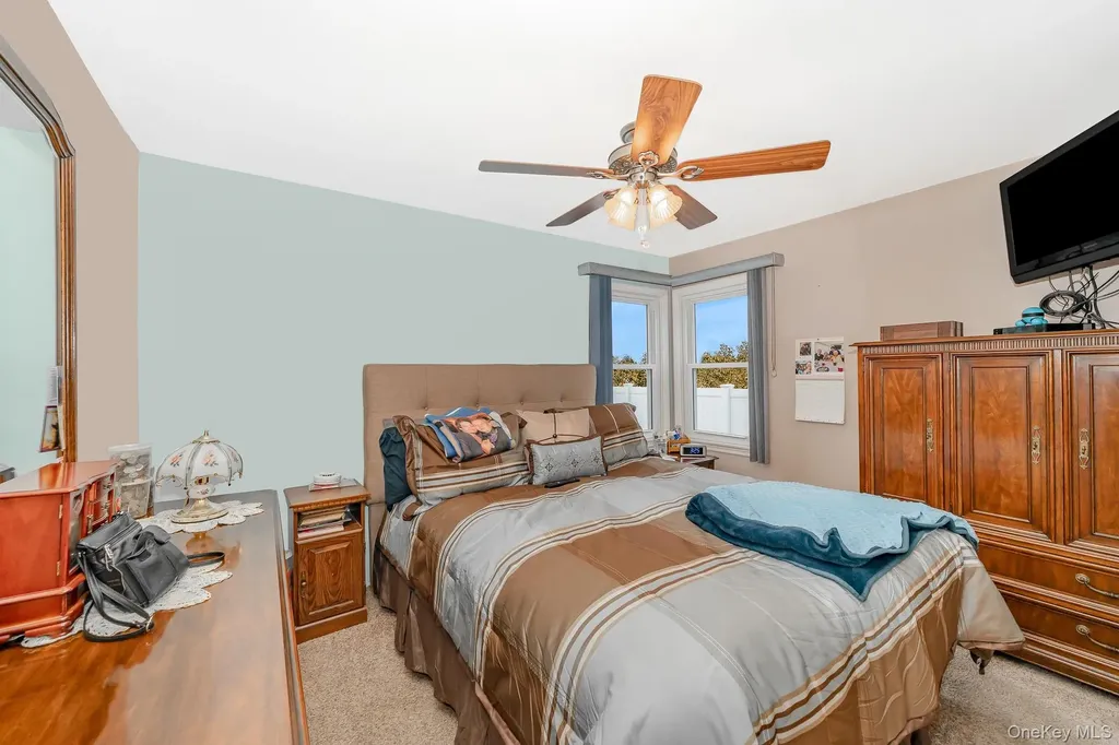 3683 Hawk Road Levittown NY 11756