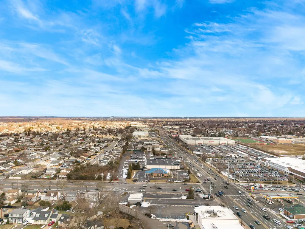 3683 Hawk Road Levittown NY 11756