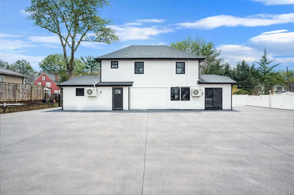 200 Evans Avenue Freeport NY 11520