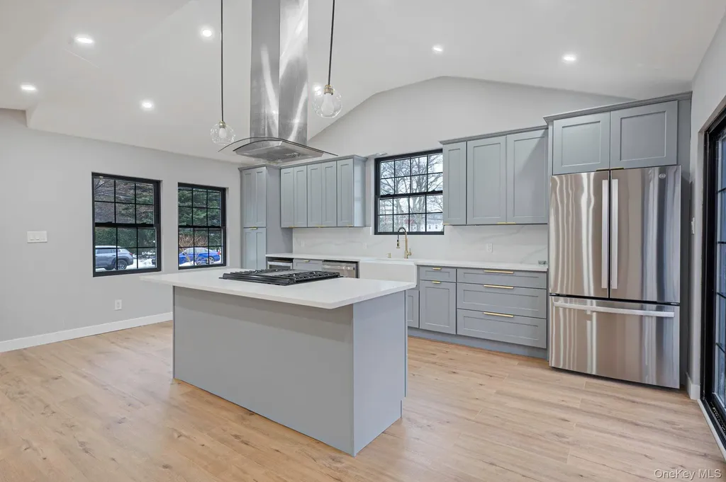 200 Evans Avenue Freeport NY 11520